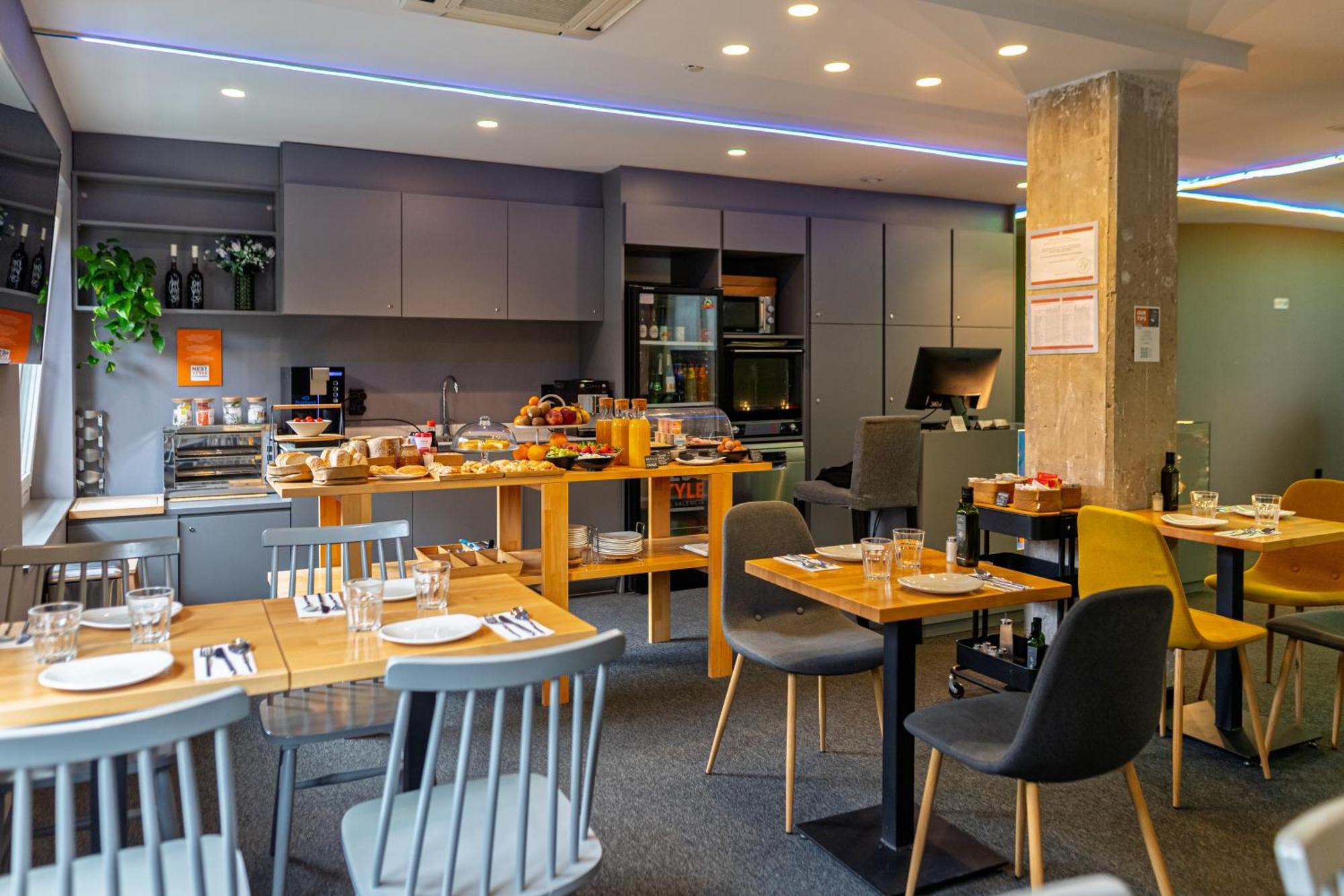 Nest Style Valencia Hotel Luaran gambar